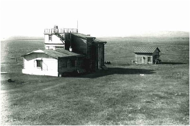 Club History of Magnitogorsk - Magnitogorsk, Real life story, The photo, The airport, 1932, Building