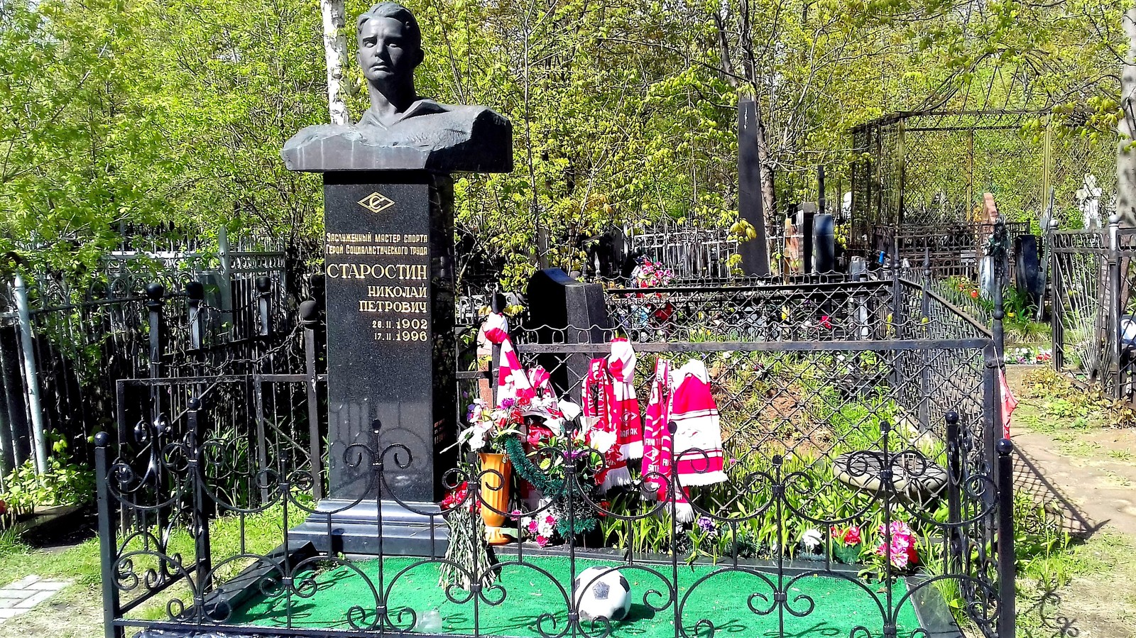 Cemetery Vagankovsky. Moscow. May 12, 2017. - My, Moscow, Cemetery Vagankovsky, May, Notes of a crazy woman, , Longpost