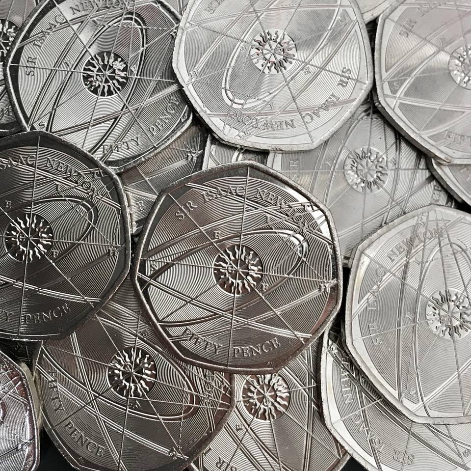 This year's new 50 pence in the UK, dedicated to the anniversary of Isaac Newton - Coin, Commemorative coins, Money, Informative