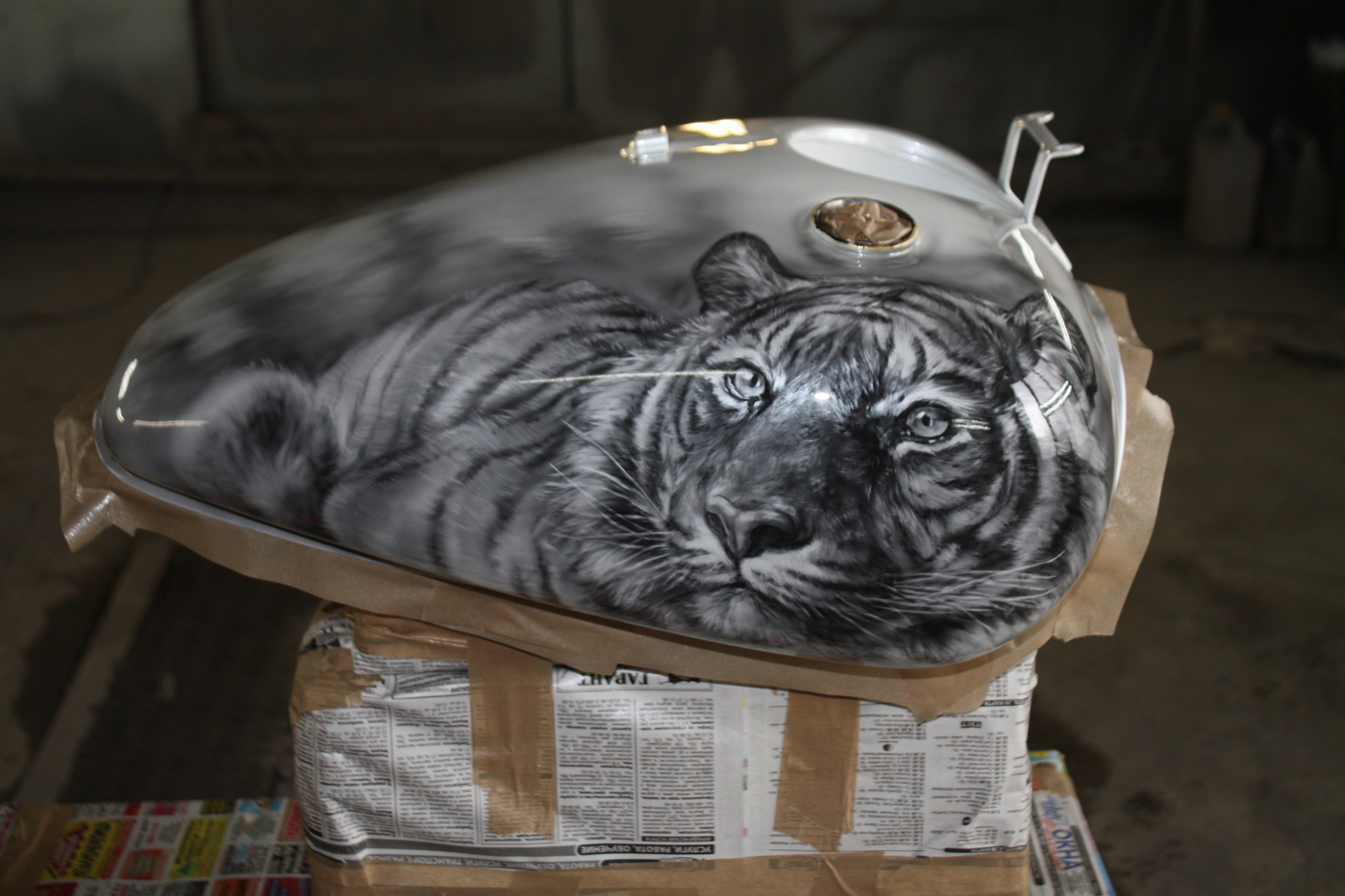 Airbrushing on Yamaha Dragstar, tigers... A bit of the process. - My, Airbrushing, , Yamaha, Airbrushing72, Tyumen, Tyumenaero, Tyumenaero, Longpost