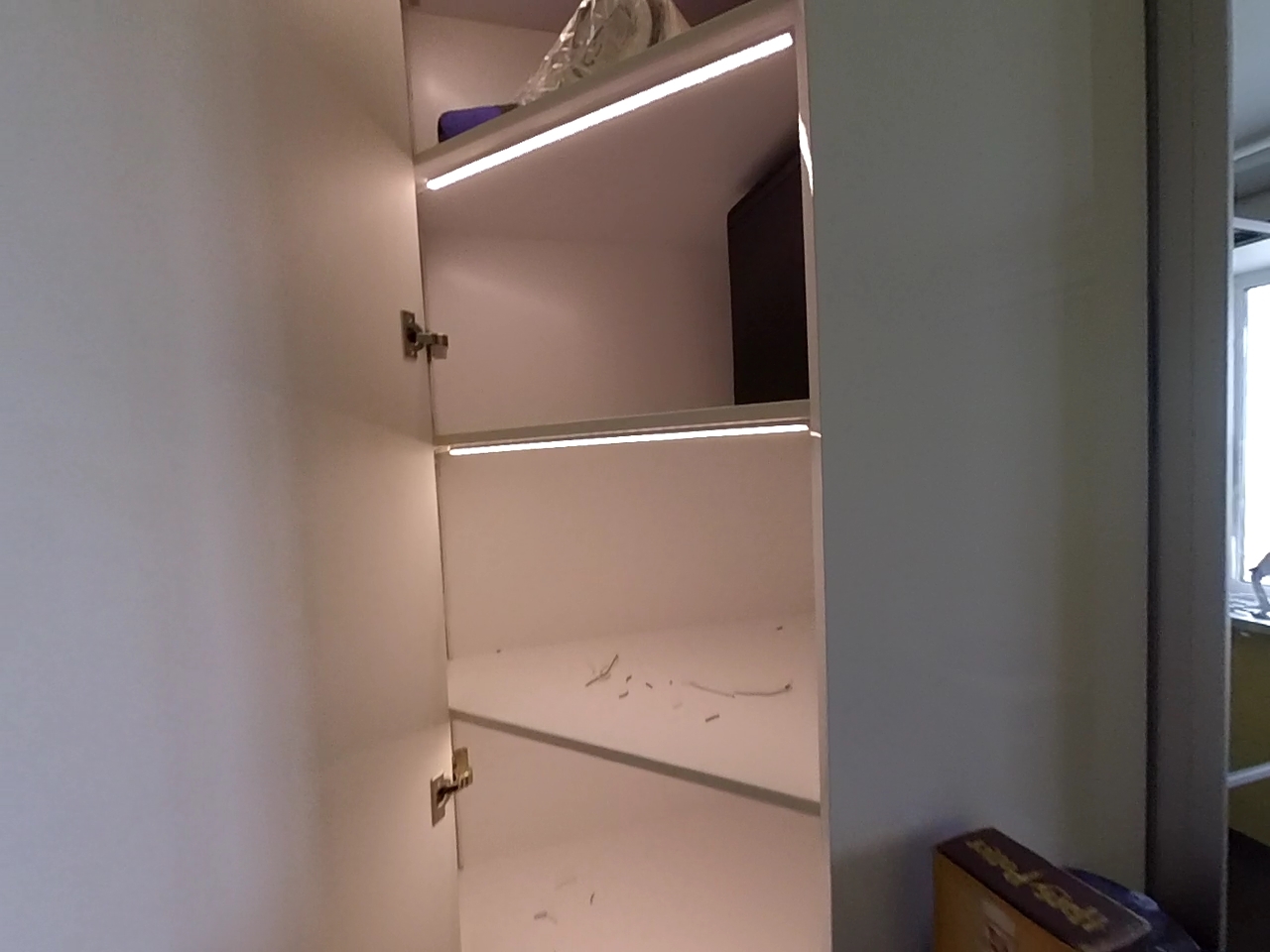 Светодиодная подсветка шкафов и рабочей поверхности кухни