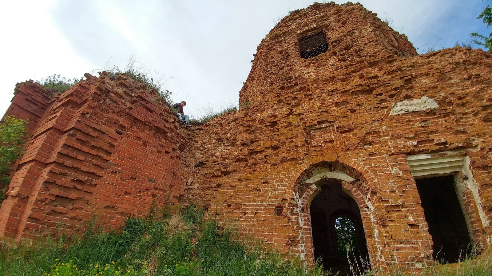 Abandoned church - My, Church, Ruins, Ruin, Longpost