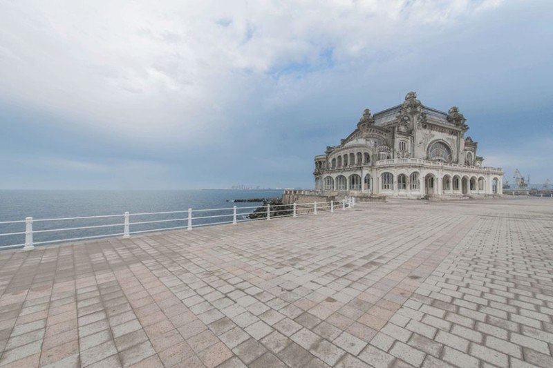 Abandoned casino on the Black Sea coast (Romania, Constanta). - Casino, Romania, Abandoned, A world without people, Longpost