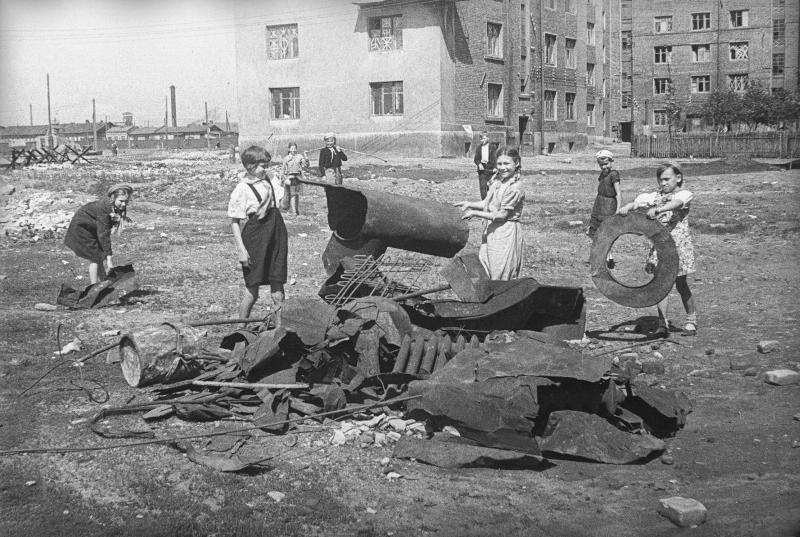 How children were brought up in the USSR. - the USSR, Children, Longpost, Politics, Memory, The photo, Not mine