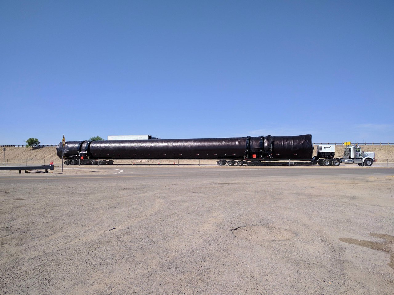 Another Falcon 9 first stage en route from California to McGregor - Space, Spacex, Transportation, Falcon 9