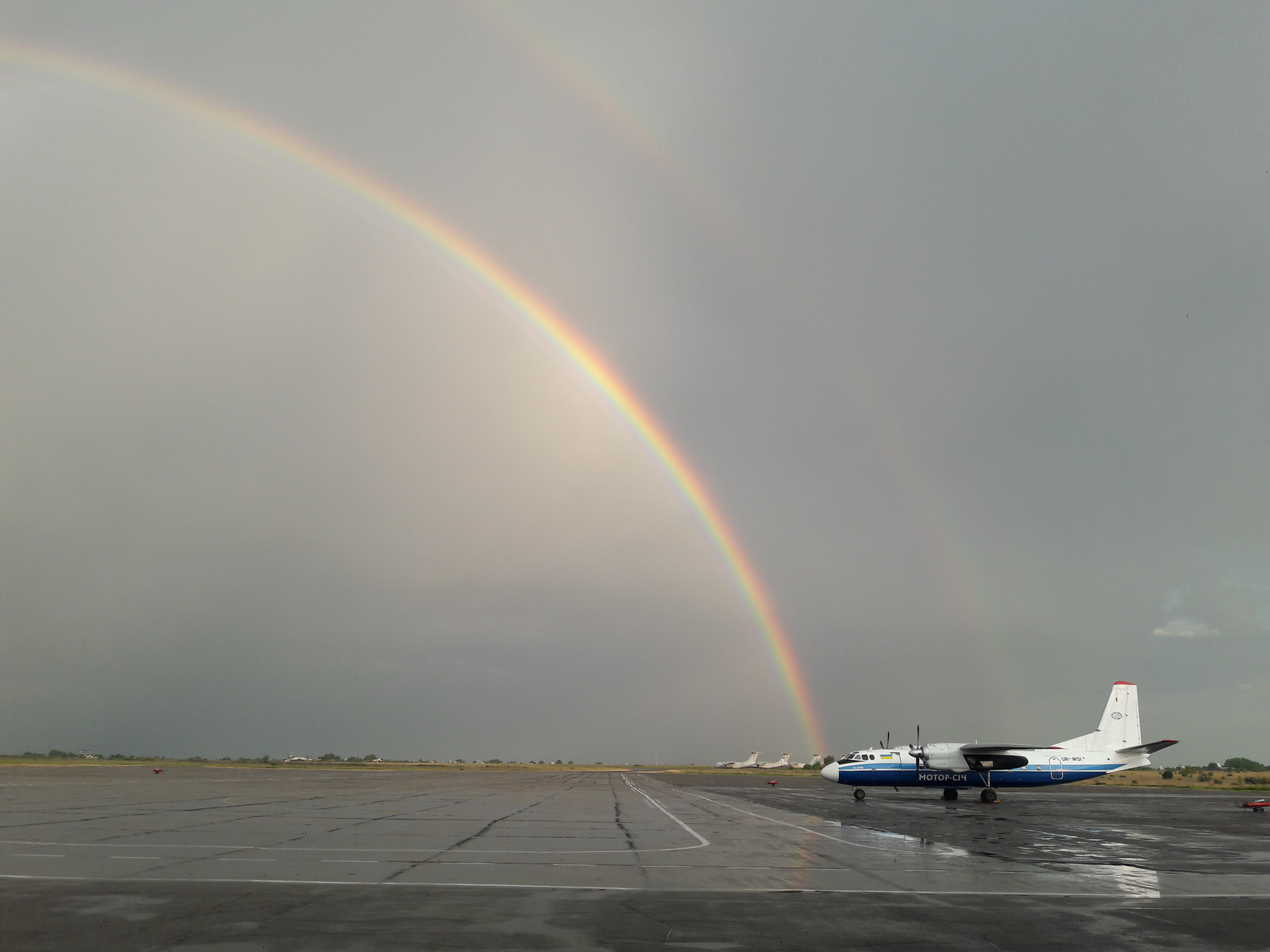 Rainbow - My, Rainbow, The airport, Airplane, Longpost, 