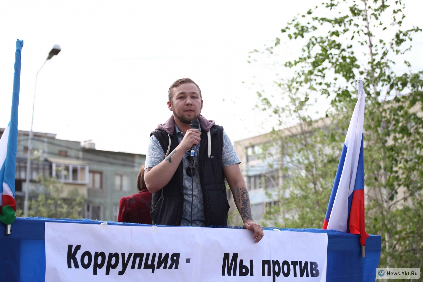 В Якутске на антикоррупционном митинге замечен оратор с татуировкой White power - Якутск, Митинг, Антикоррупционный митинг, White power, Тату