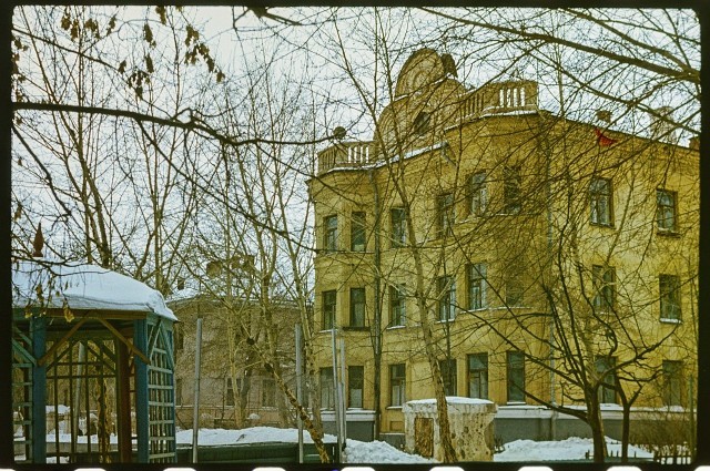 Клуб История Магнитогорска. Фото в прошлое Магнитогорска. - Магнитогорск, Магнитка, Прошлое, Старое фото, Зима, ЦУМ, Город, Металлургический город, Длиннопост