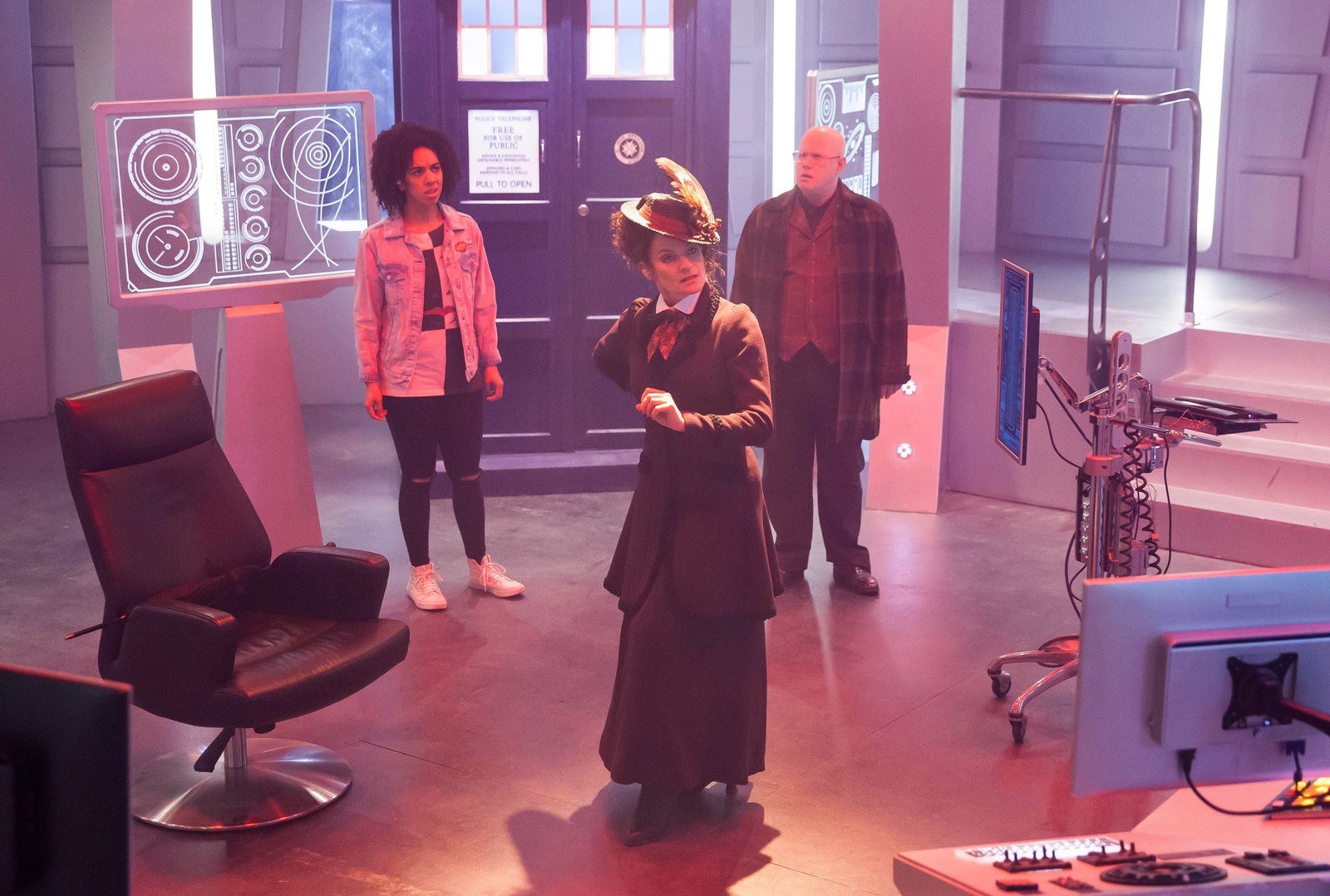 More promo photos from the filming of episode 11 - Doctor, Doctor Who, Season 10, The final, , Longpost, Spoiler