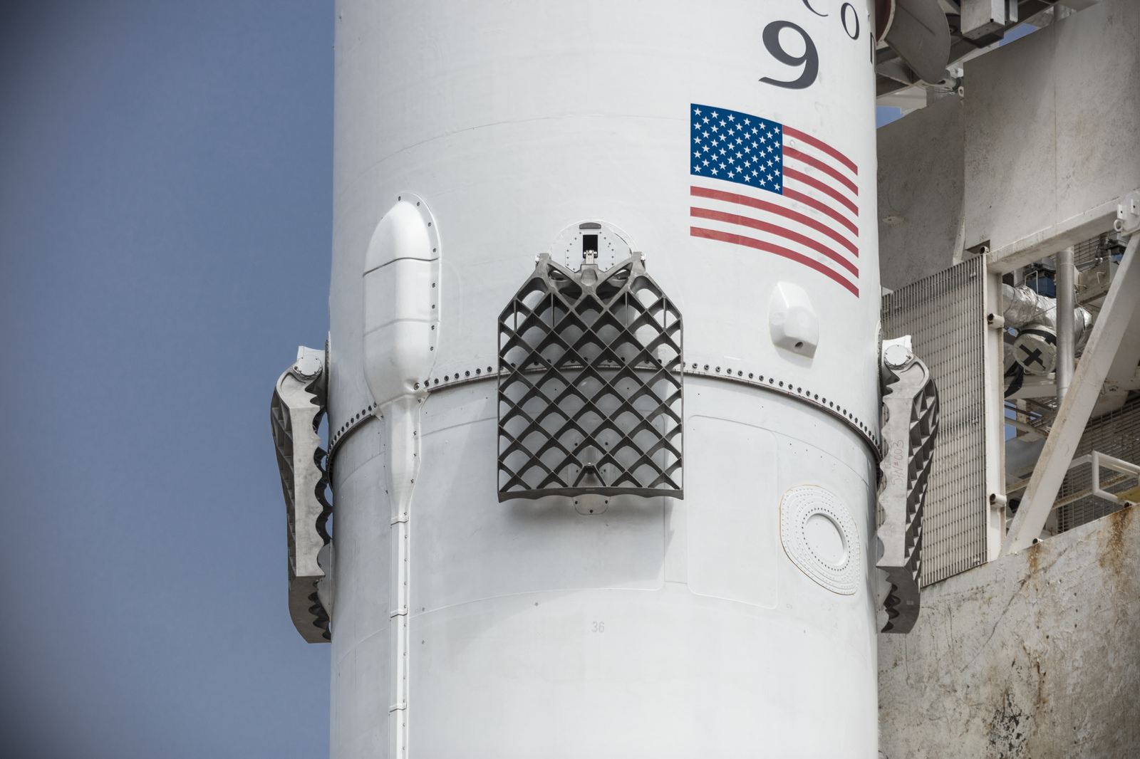 Time-lapse footage of the landing of the Falcon 9 first stage. - Spacex, Falcon 9, Booster Rocket, Elon Musk, Space, ribbon, Video, Longpost