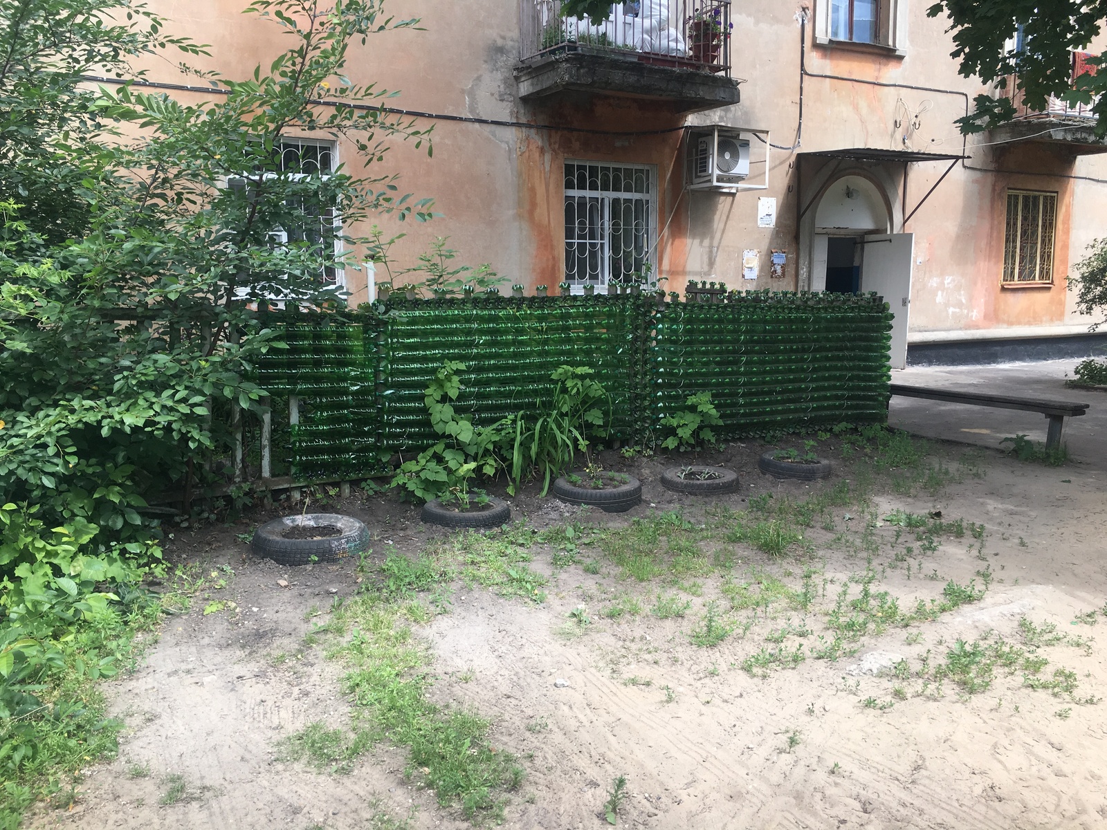 All in the house - My, Fence, Rack, Eggplant