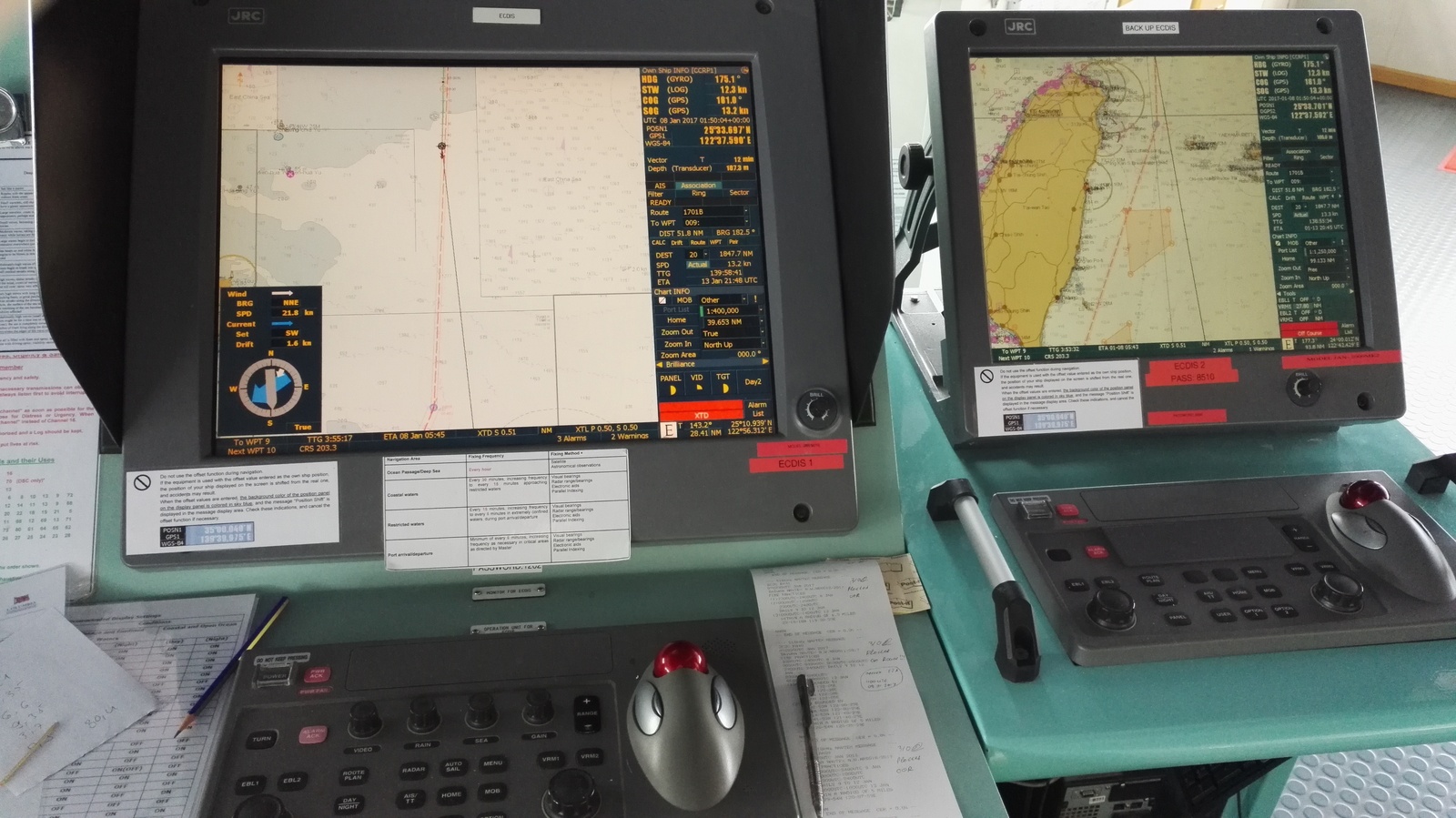 Tour of the navigation bridge of a hefty tanker. Part 1. - My, Ship's Life, Sailors, Vessel, Ship, Sea, Tanker, Excursion, Longpost