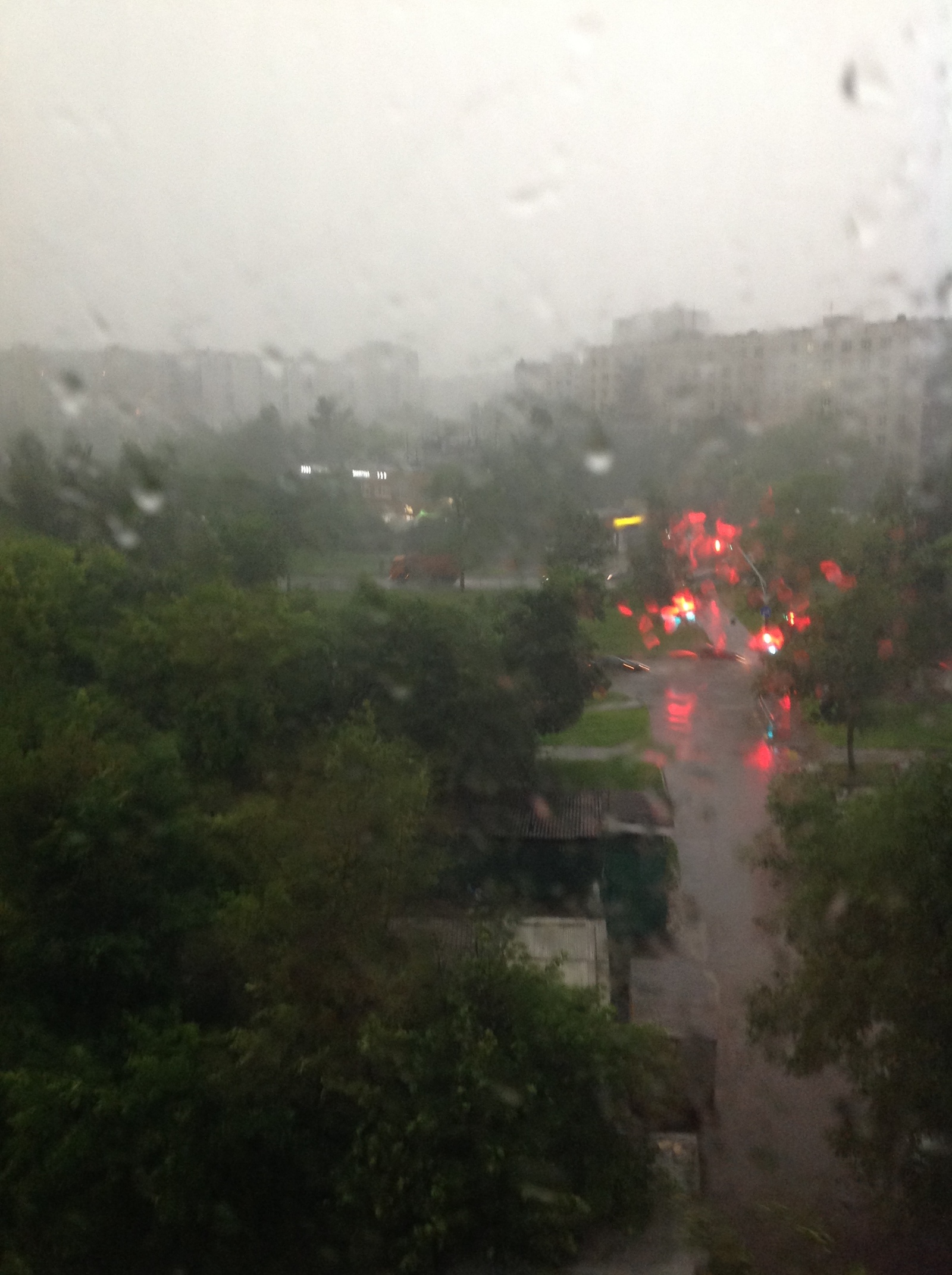 Light rain.. - My, Rain, Moscow, View from the window, Summer, Longpost