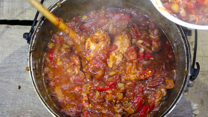 Chakhokhbili in a cauldron | VKAZANE - My, , , Recipe, , Vkazane, Video, Longpost, Food