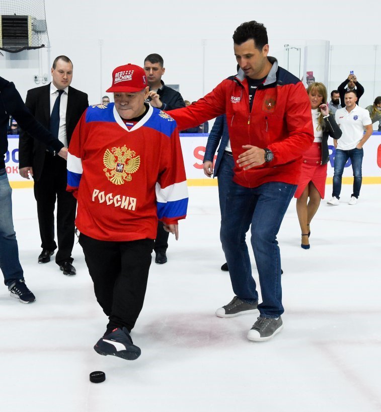 Traded football for hockey? - Hockey, Diego Maradona, Russian national ice hockey team, Longpost