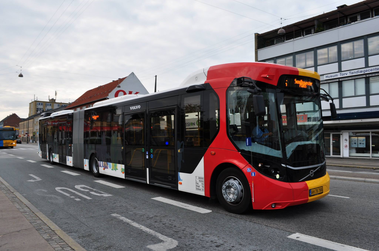 The bus is separate, the accordion is also separate. - Road accident, Bus, Harmonic, Video