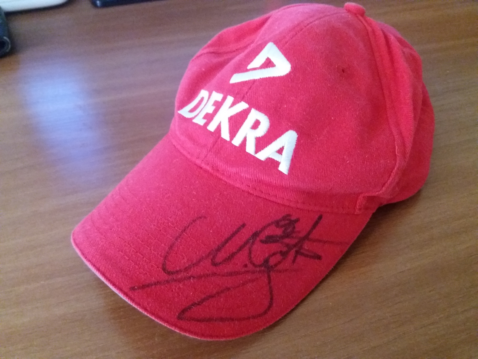 Please tell me whose autograph this is. Bought a cap became interesting. - Autograph, Cap, , 