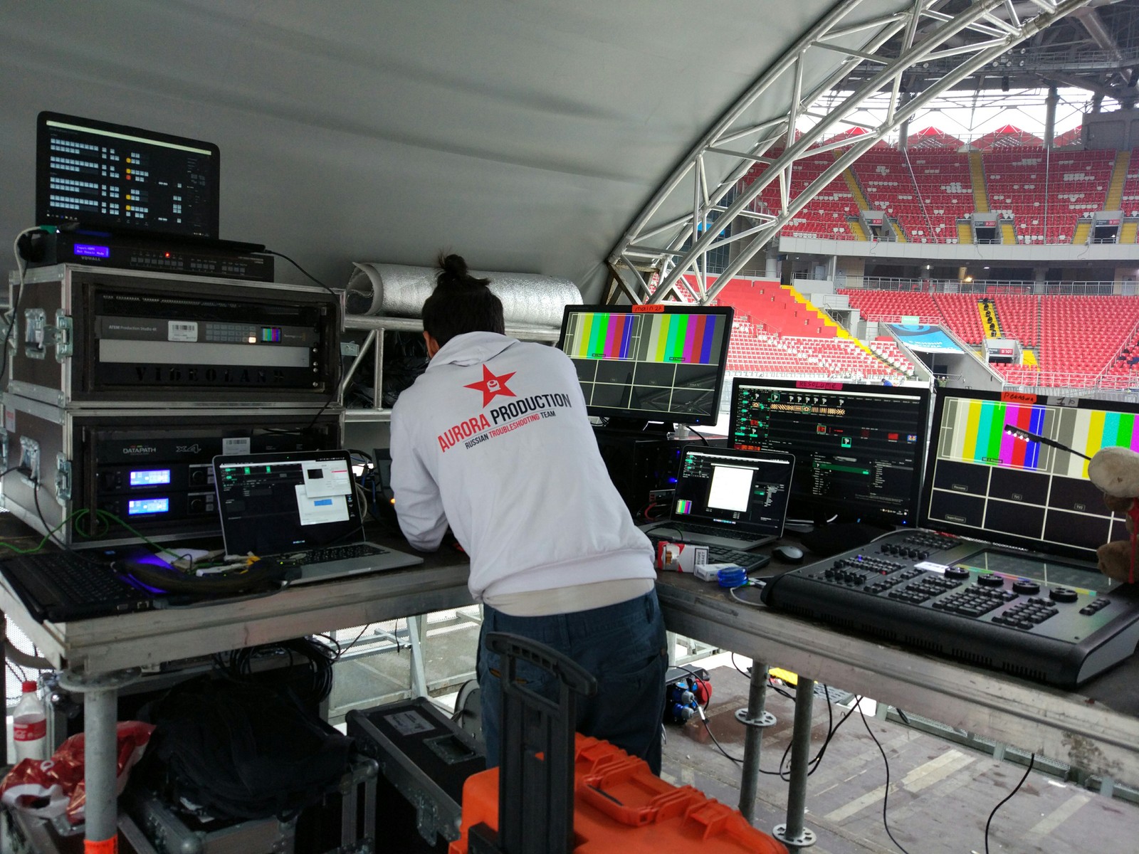 Preparation for the concert of the group L...d - My, Stagecrew, Studio, Leningrad Group, Concert, Moscow, Athanasius