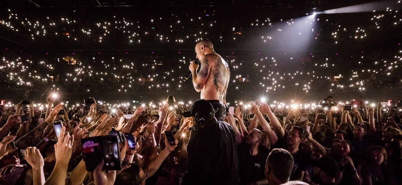 I mourn with you :( - Chester Bennington, Linkin park, Quotes, Death, Music, Rockstar, Rock, Alternative, GIF