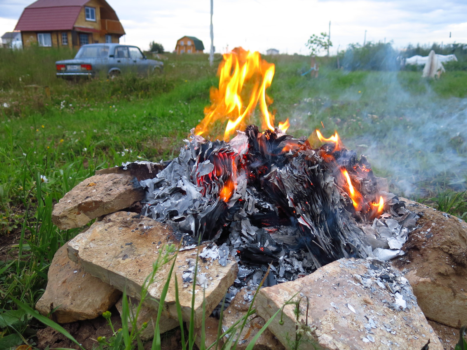 Трава Костер Фото – Telegraph