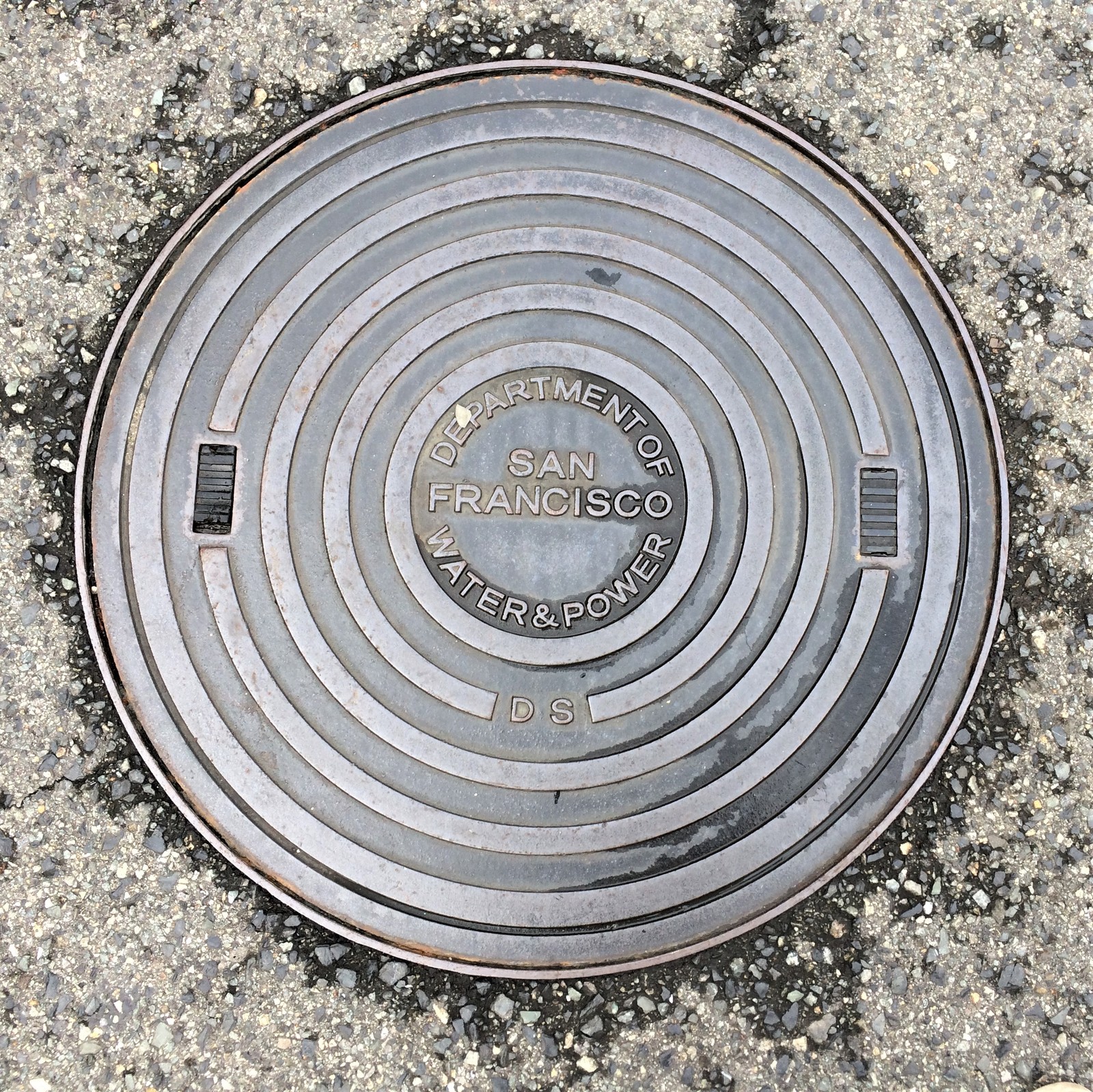 We look under our feet: sewer manholes of Japan - My, Japan, Under your feet, ordinary things, Luke, Travels, Osaka, Kyoto, Longpost