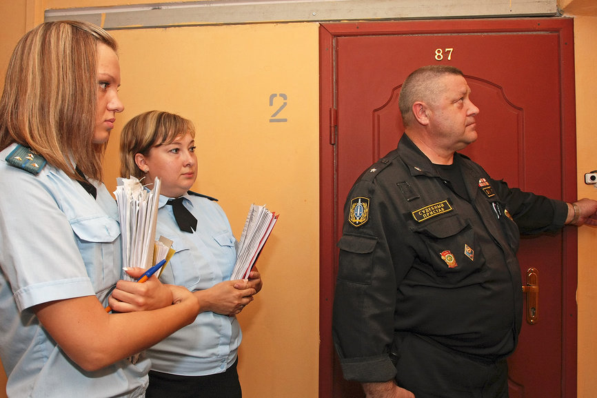 Mortgage apartment for the first time seized for utility debts - Saratov vs Omsk, Mortgage, Court, Bailiffs