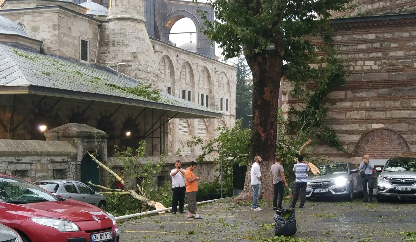 Hailstorm in Istanbul. - My, Istanbul, Storm, Hail, Video, Longpost