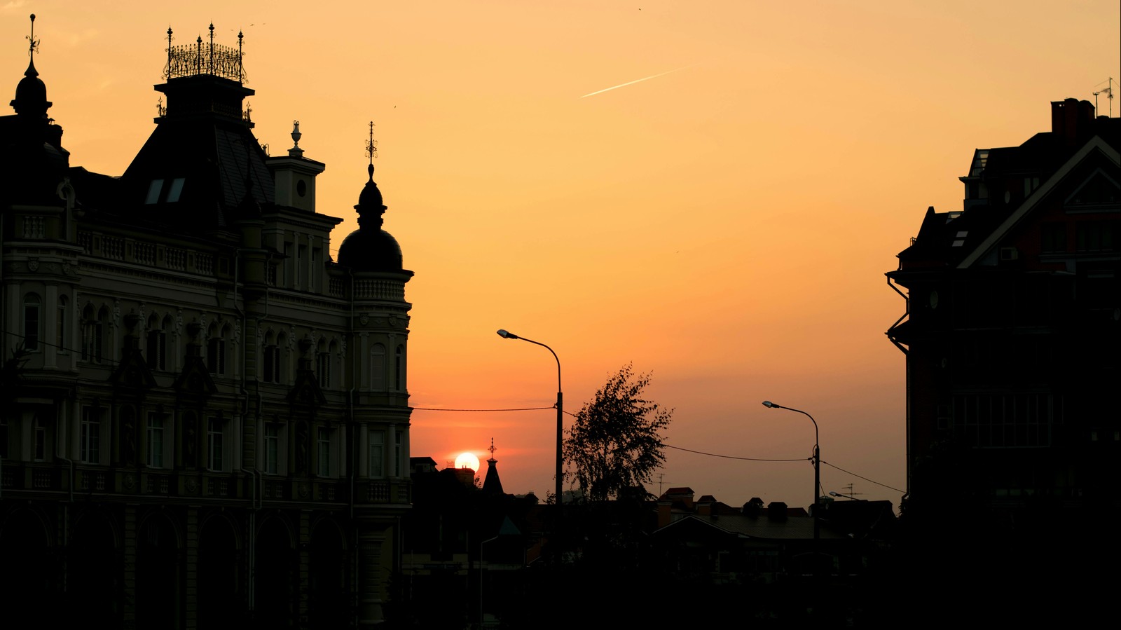 Walk in warm colors. - My, Nikon, Nikon d3300, 50mm, Kazan, Evening, Longpost