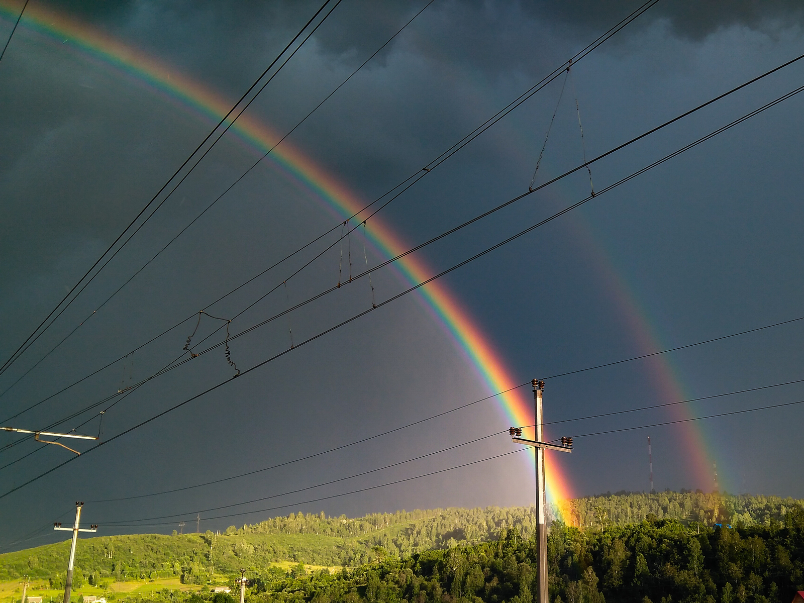 Rainbow before a thunderstorm - My, Thunderstorm, Double Rainbow