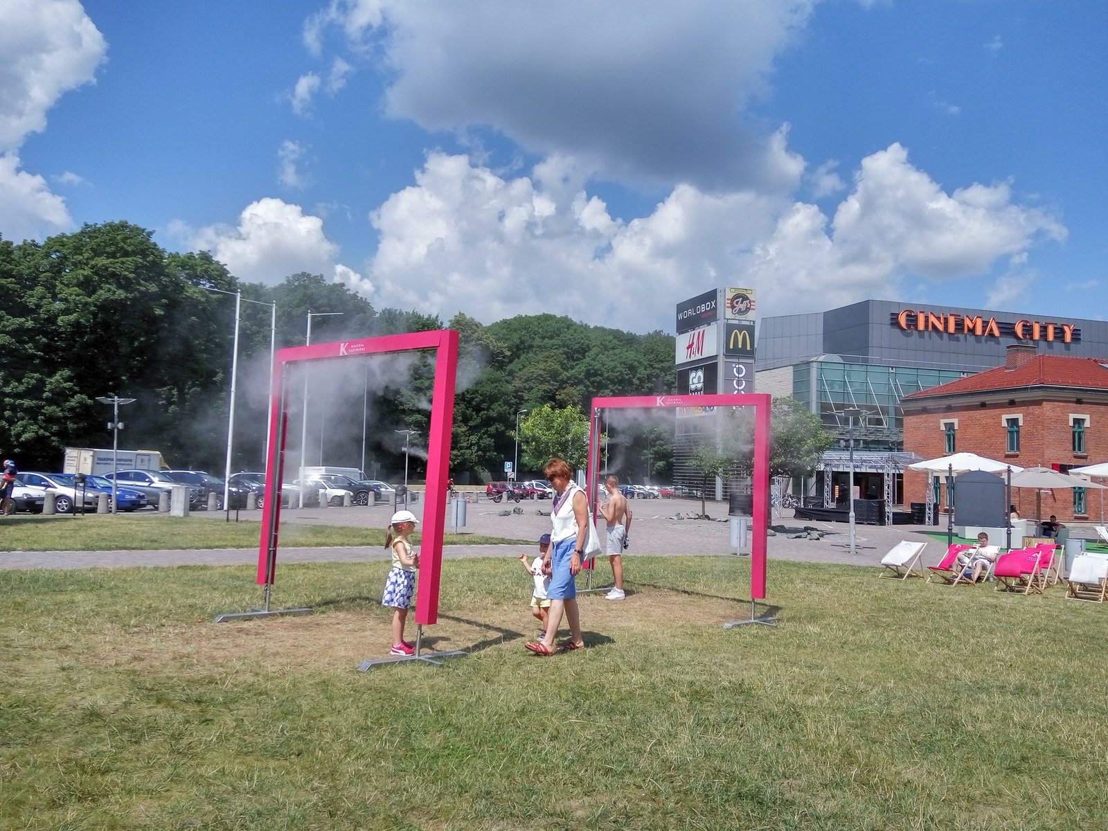 Fighting the heat - My, Heat, Cooling, Krakow, Poland