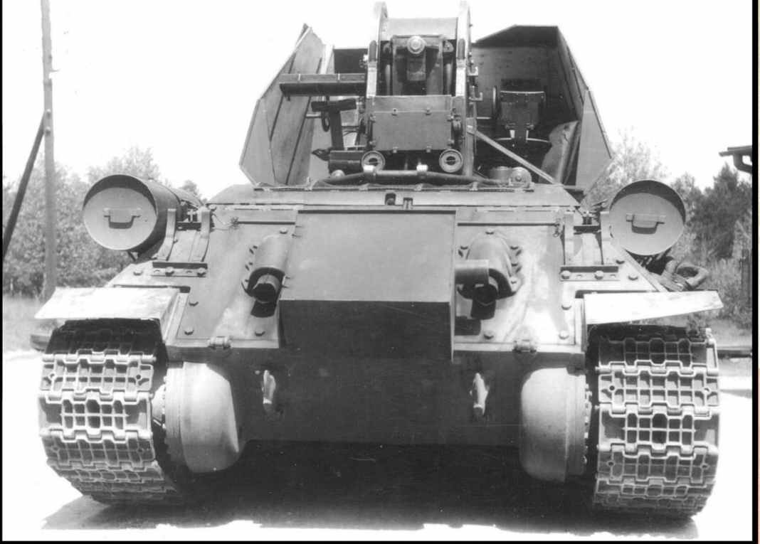 Czechoslovak ZSU based on the T-34-85 tank. - Czechoslovakia, Zsu, Prototype, 1953, Longpost