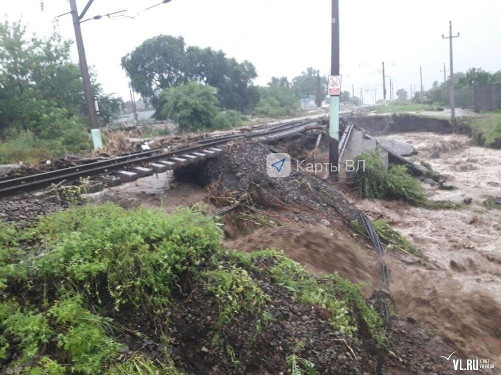 Rains in the Primorsky Territory... Washed out the railway and bridges. Hassan was cut off from the federal highway. - Дальний Восток, Primorsky Krai, Rain, Typhoon, Railway, Weather, State of emergency, Longpost