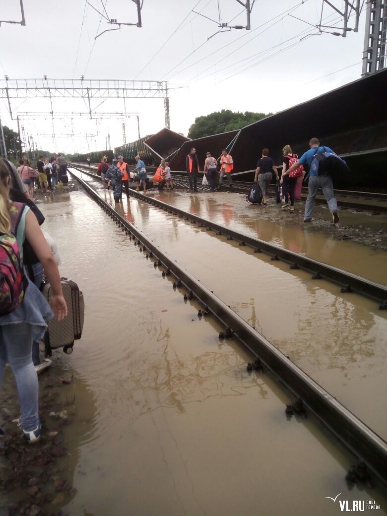 Rains in the Primorsky Territory... Washed out the railway and bridges. Hassan was cut off from the federal highway. - Дальний Восток, Primorsky Krai, Rain, Typhoon, Railway, Weather, State of emergency, Longpost