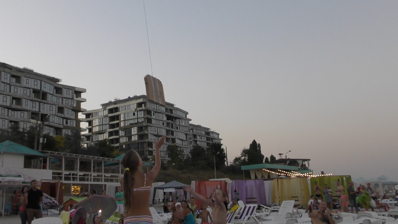 Delivery of Pizza by Quadcopter! Filmed a video clip on the beach for a children's YouTube channel. Link will be in the comments! - My, Drone, Quadcopter, DJI Phantom, Prank, Humor, Longpost