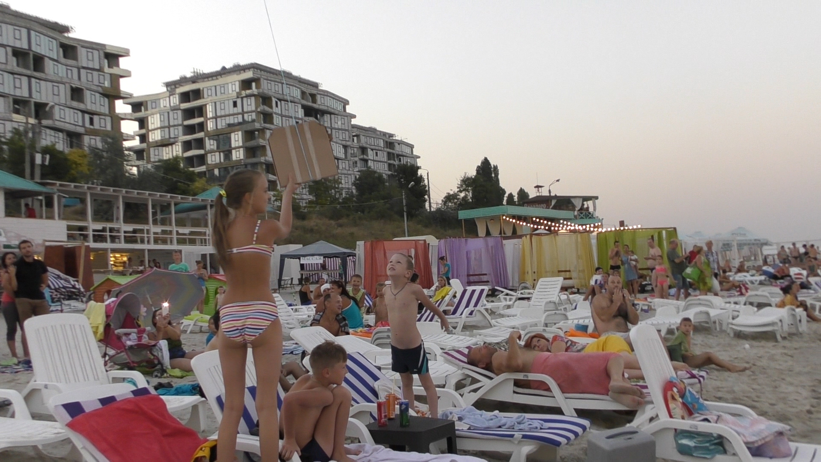 Delivery of Pizza by Quadcopter! Filmed a video clip on the beach for a children's YouTube channel. Link will be in the comments! - My, Drone, Quadcopter, DJI Phantom, Prank, Humor, Longpost