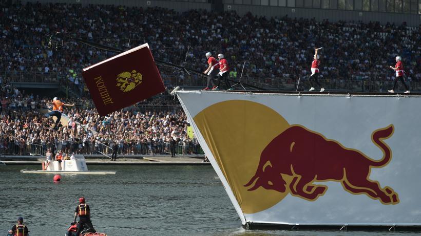 Yesterday, the fifth annual Red Bull Flugtag-2017 festival of homemade aircraft took place in Moscow. - Moscow, Humor, , Photo hitch, Longpost