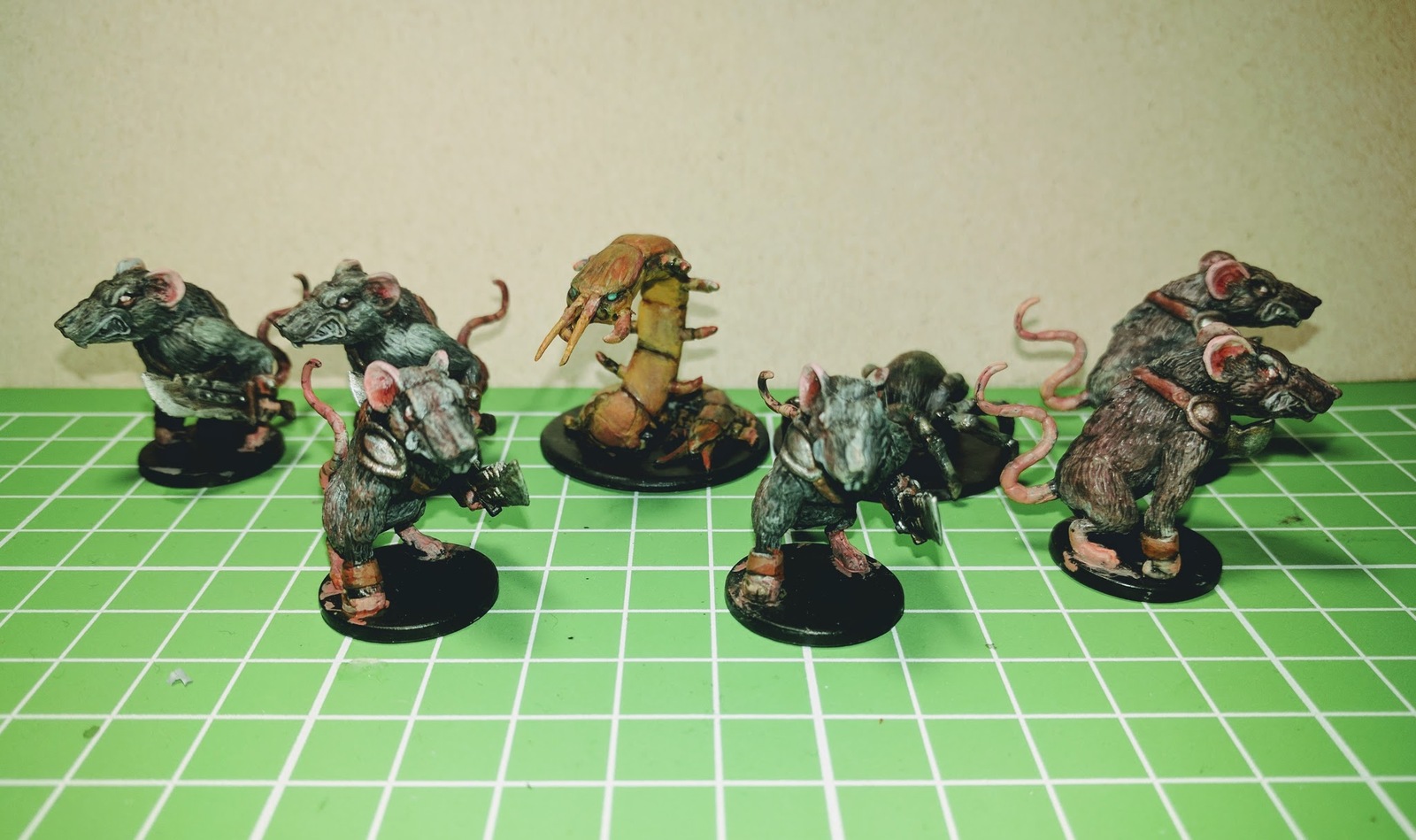 First paint - My, Painting, Board games, Miniature, , Mice and Mystics