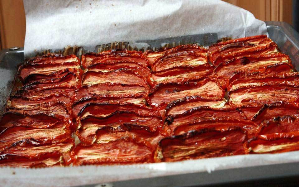 Time to dry the tomatoes! - Tomatoes, Tomato, Dacha, Recipe, Cooking, Summer residents, Kitchen, Yummy, Longpost