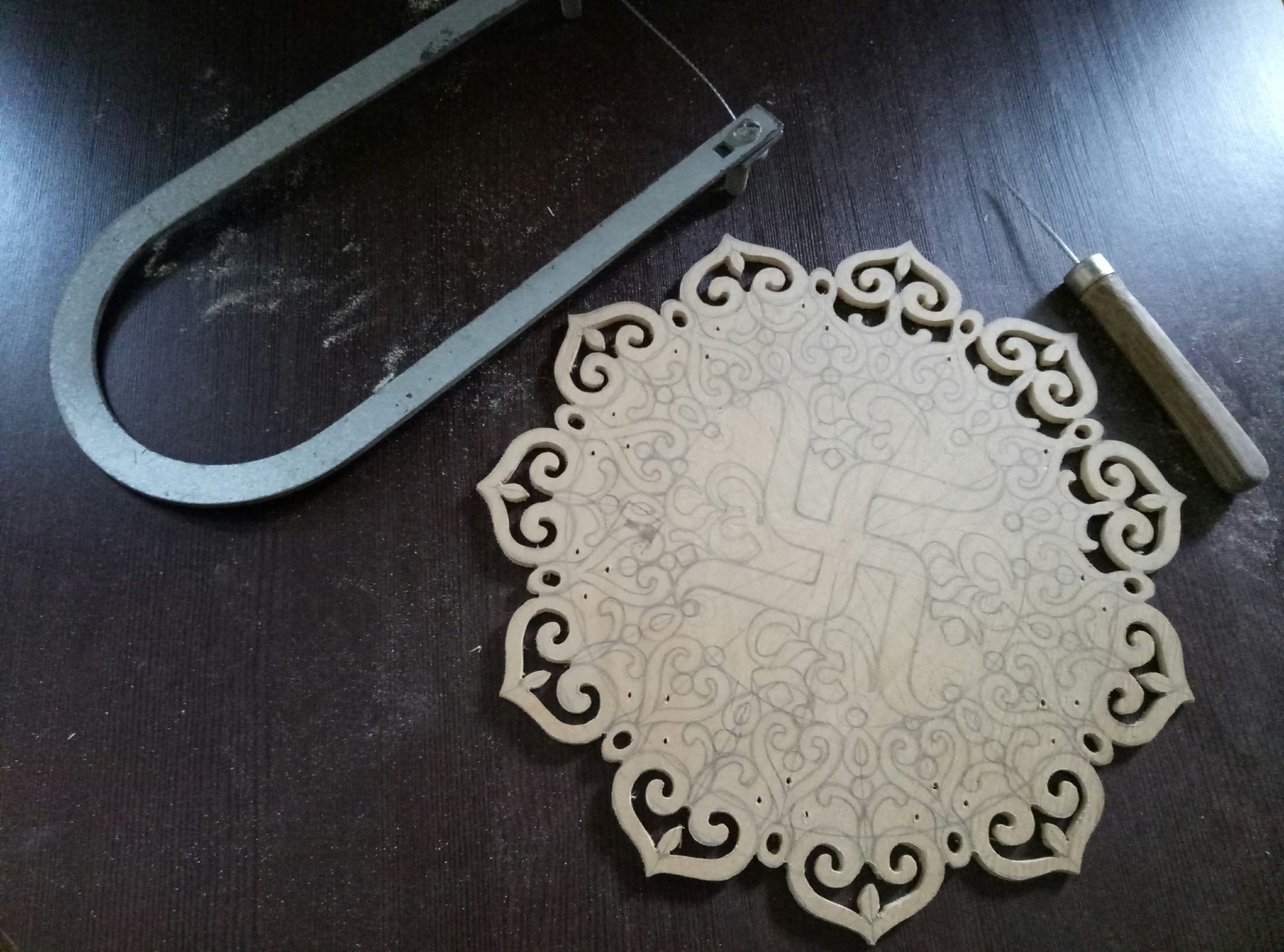 Sawing a mandala in honor of Gautama Buddha - My, Mandala, Wood products, Longpost