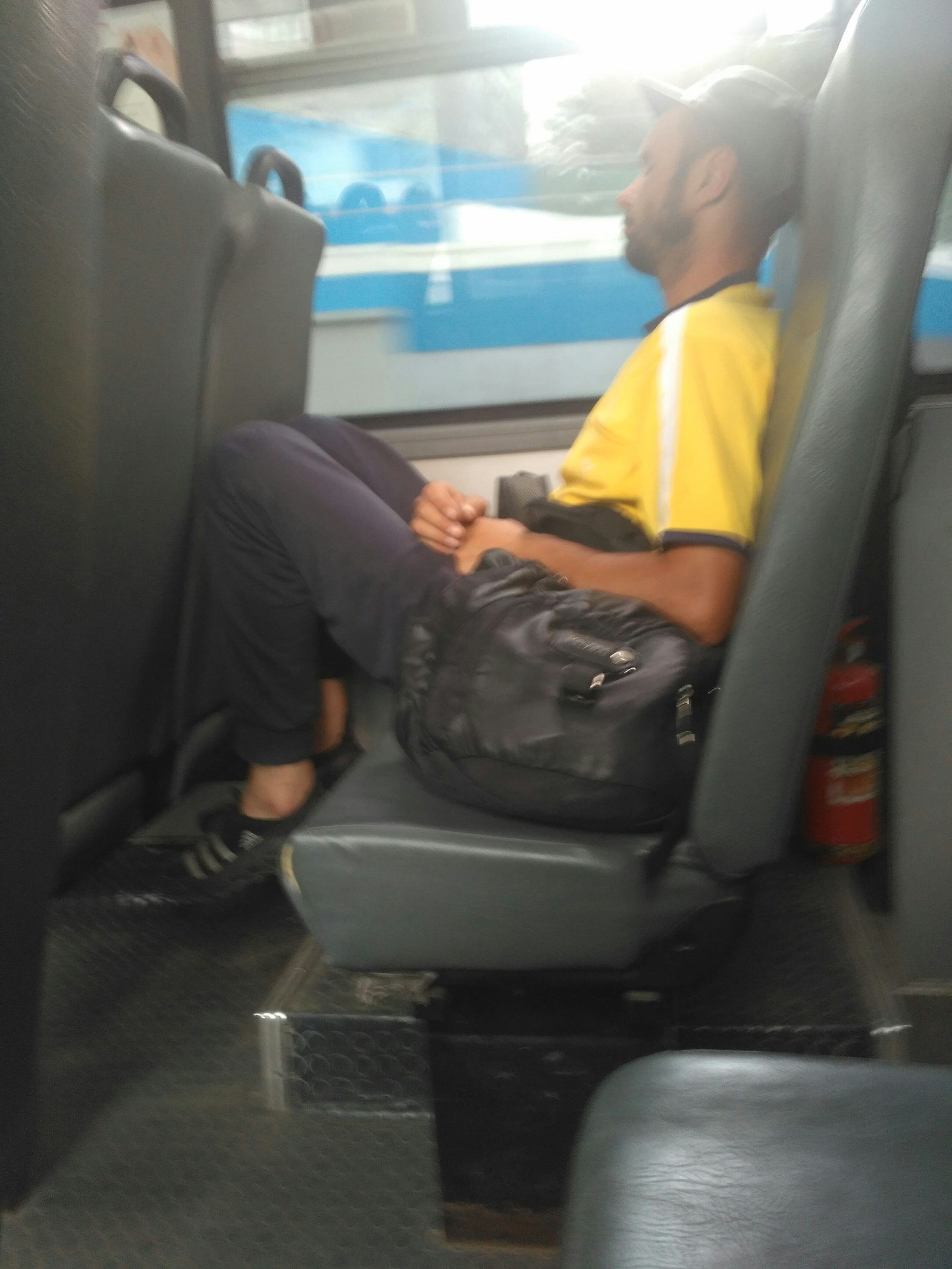 The shaolin master sleeps before the test (pay attention to the legs) - My, Dream, Minibus