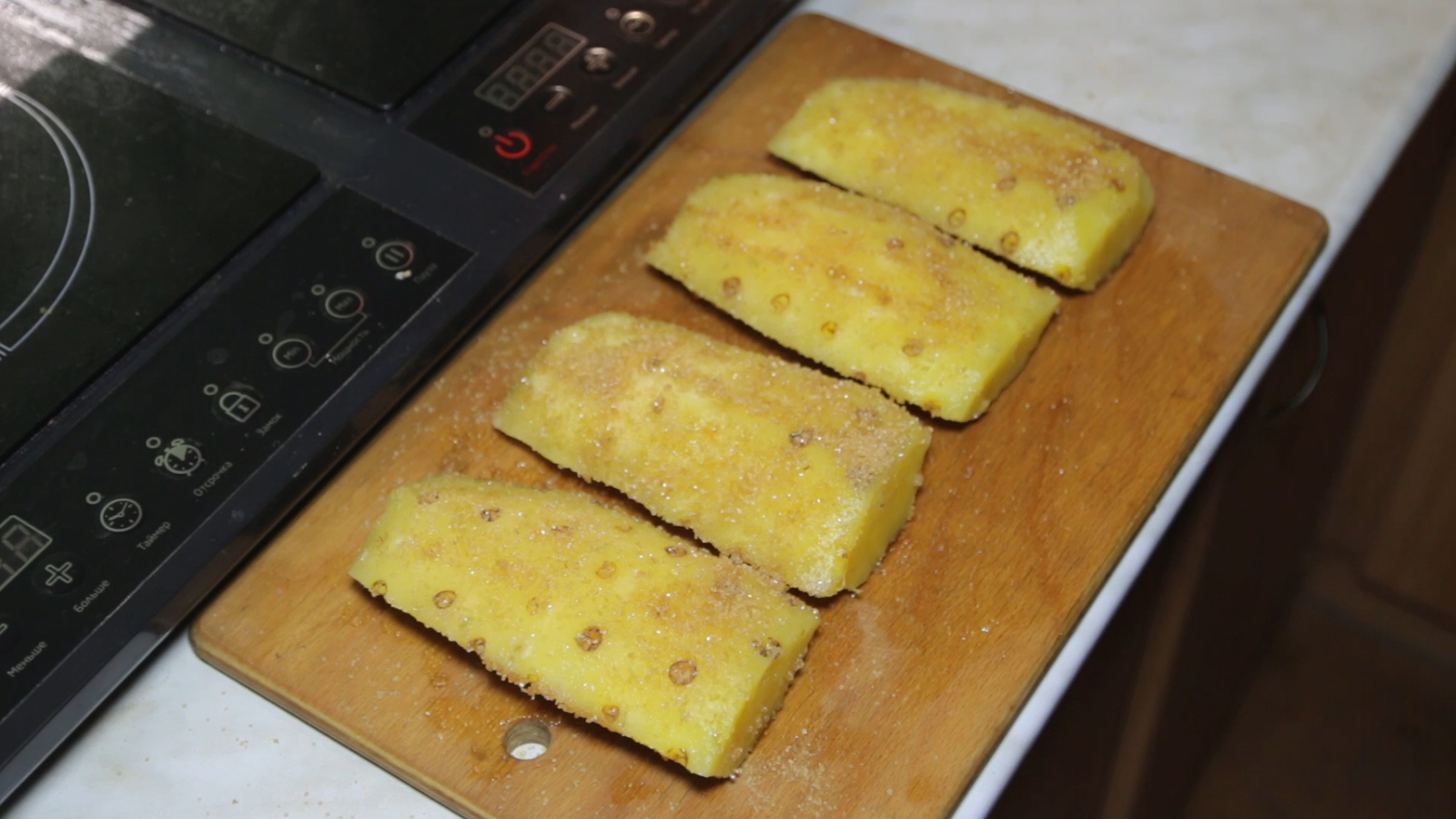 Grilled pineapple dessert - My, Food, Recipe, Dessert, On coals, A pineapple, Video, Longpost