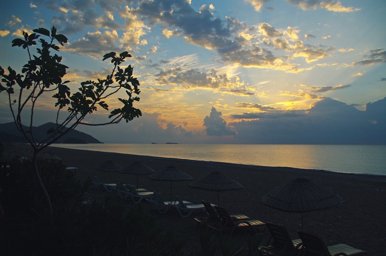 Cirali, day three and half past four. - My, Turkey, Tourism, Travels, Cirali, , Beach, The photo, dawn, Longpost