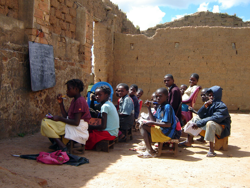 September 1 in different countries. - School, 11 September, Children, Students, Road, Country, Longpost