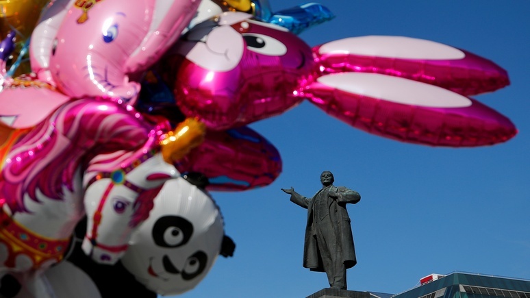 NZZ: Americans Destroy Monuments With Enthusiasm, But Russia Still Hesitates - Monument, , , Politics