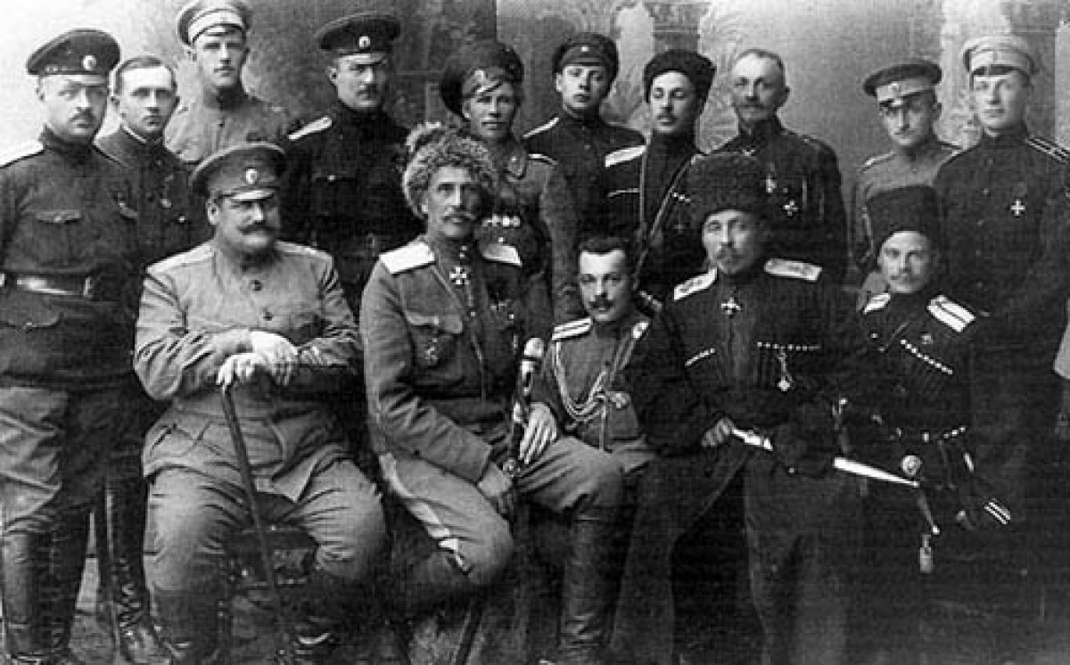 Revolution day by day. The essence of the Kornilov rebellion. - Revolution, Story, , Mutiny, Bolsheviks, Longpost, Lavr Kornilov