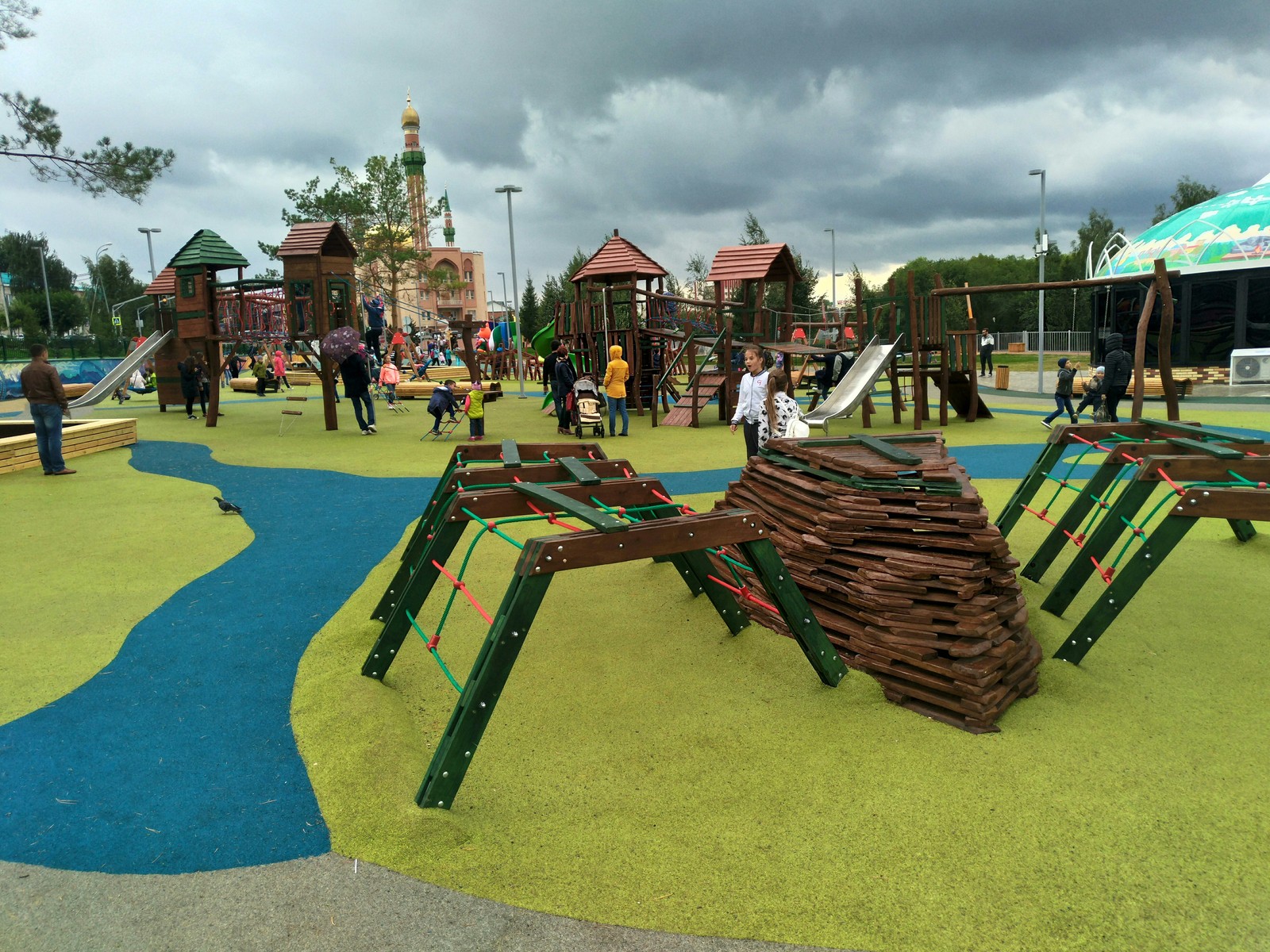 Детская площадка вместо пустыря | Пикабу