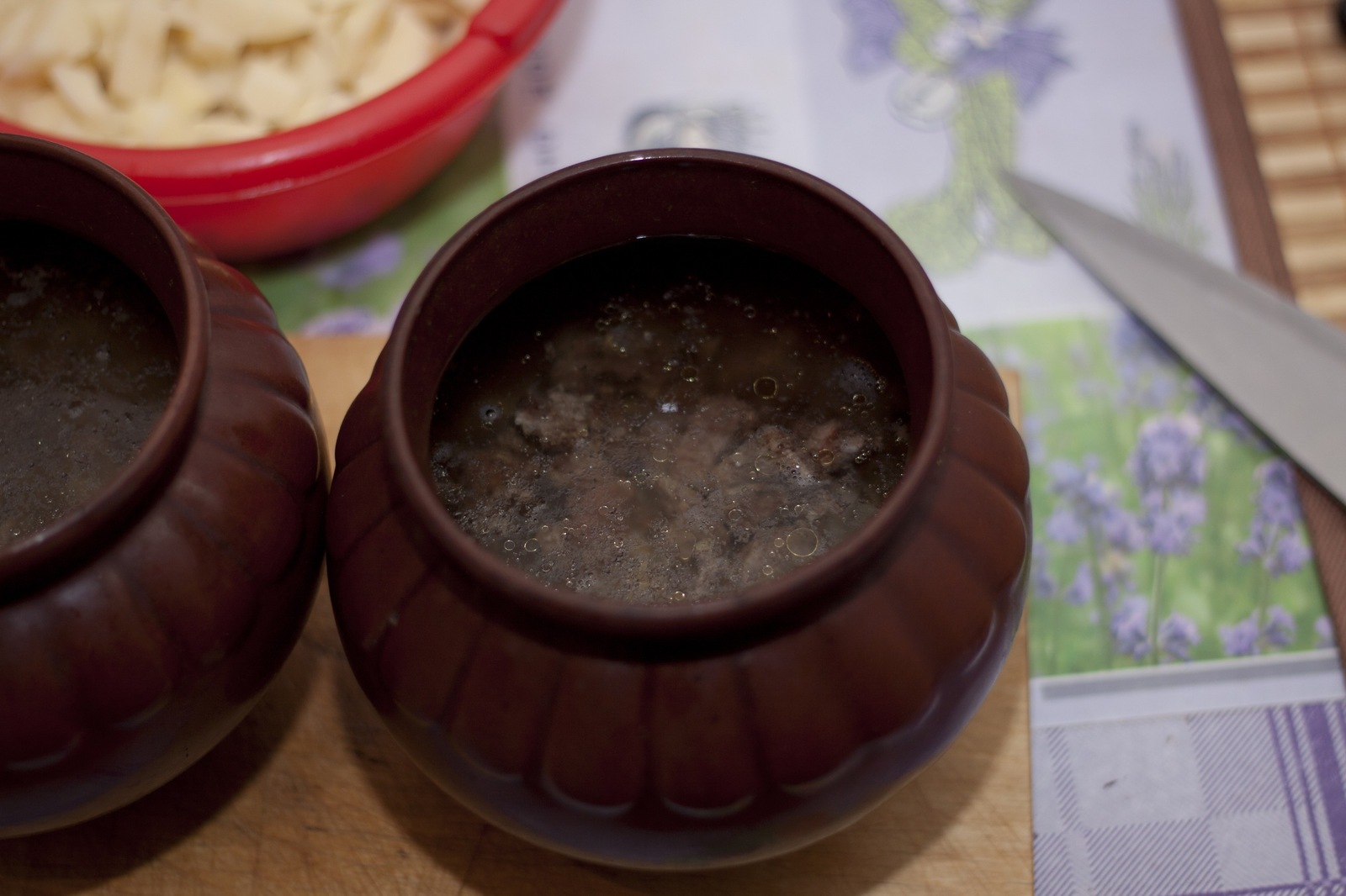 Говядина с перловкой в горшочках - Моё, Длиннопост, Горшочки, Говядина в горшочках, Перловка, Вкусно, Блюда в горшочках