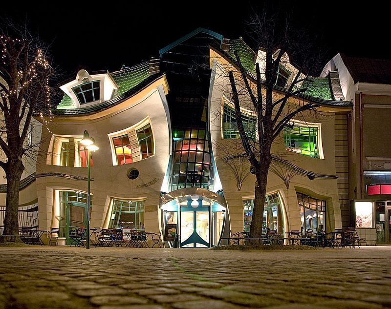 Crooked house (dancing house) in Sopot, Poland - Poland, House, Architecture, Modern architecture, Unusual, crooked house, Longpost, Architect