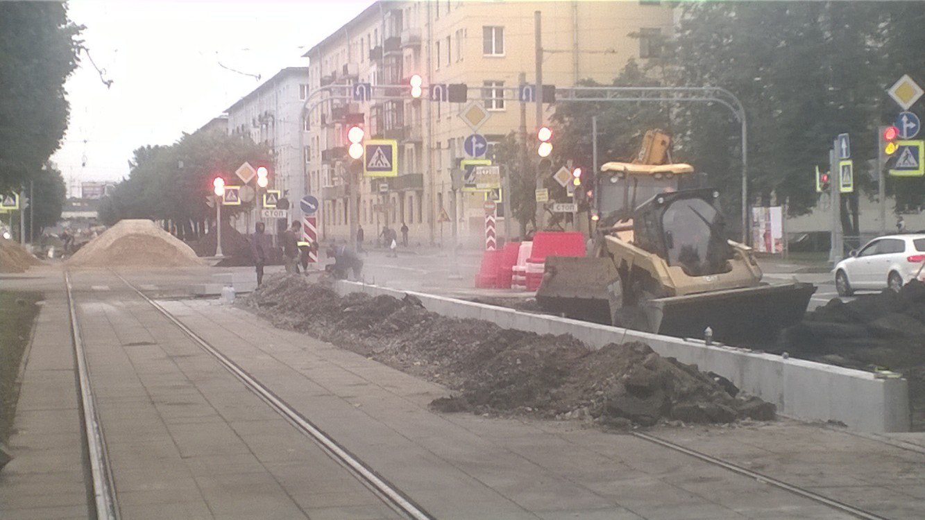 Enchanting idiots in St. Petersburg! - Tram, Saint Petersburg, Repair, Idiocy, Longpost