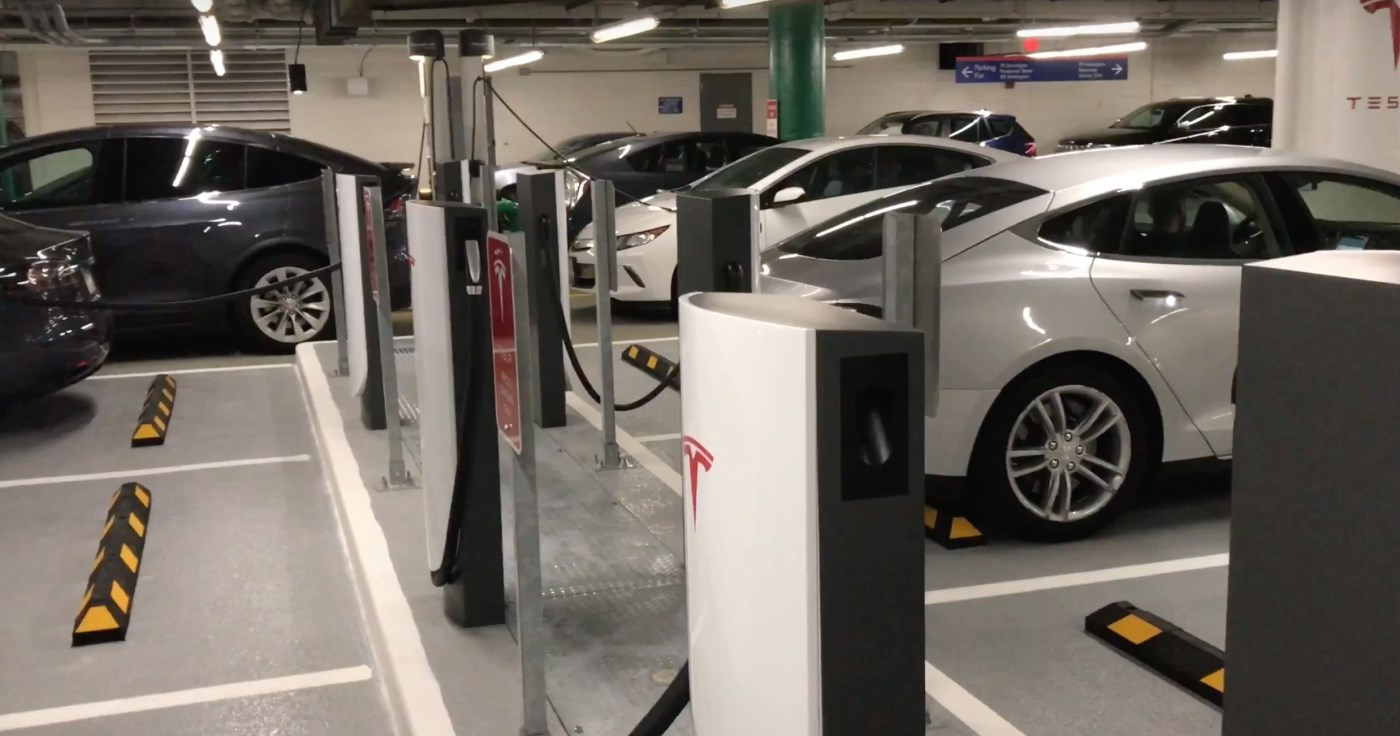 A new type of charging stations from Tesla. - Tesla, Electric car, Recharging, Electricity, Net, Elon Musk, USA, Road, Longpost